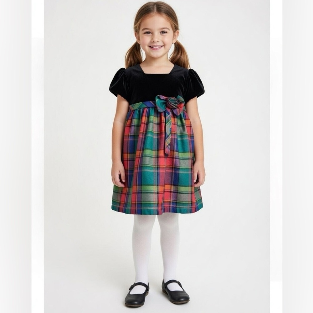 Euc girls size 5 dress great for Valentine's Day or pictures!
